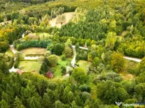 OFERTA REZERVATA!!Refugiu montan,cu 2100 mp domeniu verde,ar