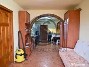 Casa cu 7 camere de vanzare | Zona Centrala, Baicoi | Com... 