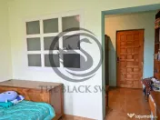 Casa cu 7 camere de vanzare | Zona Centrala, Baicoi | Com... 