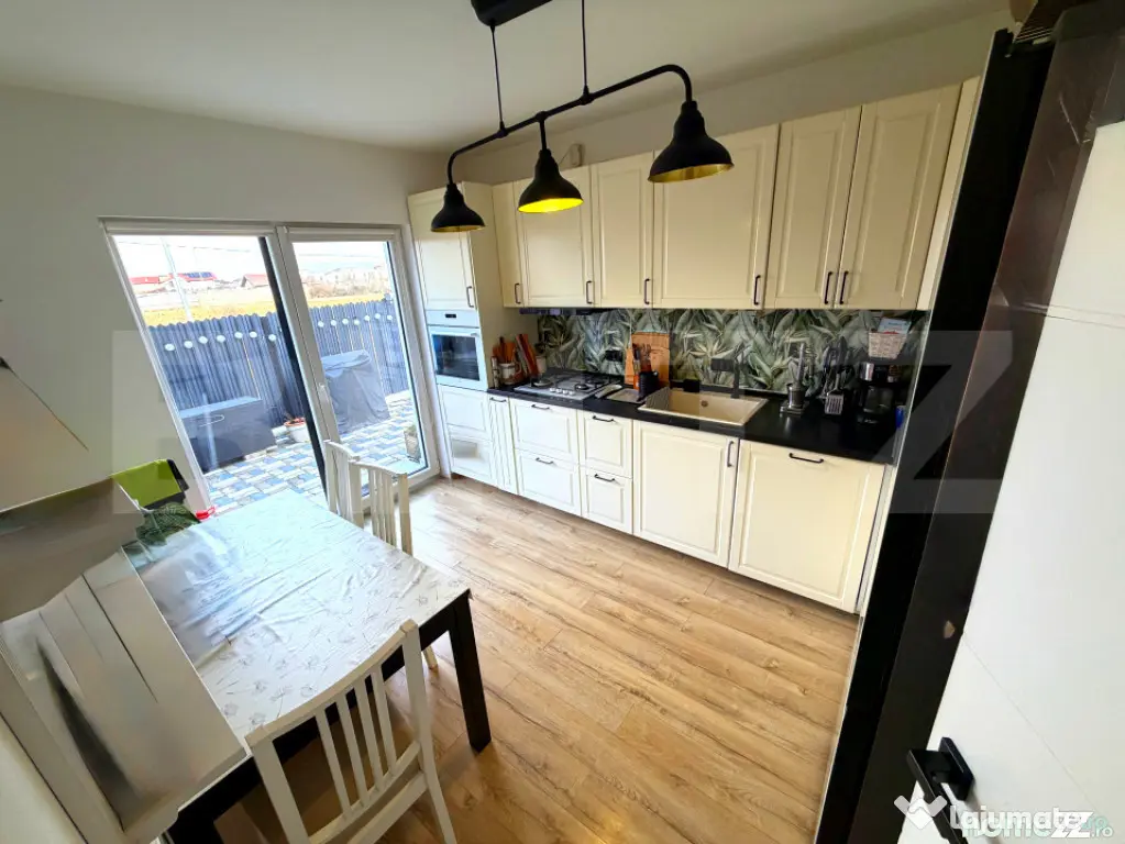Duplex 4 camere, 118 mp, zona Micești