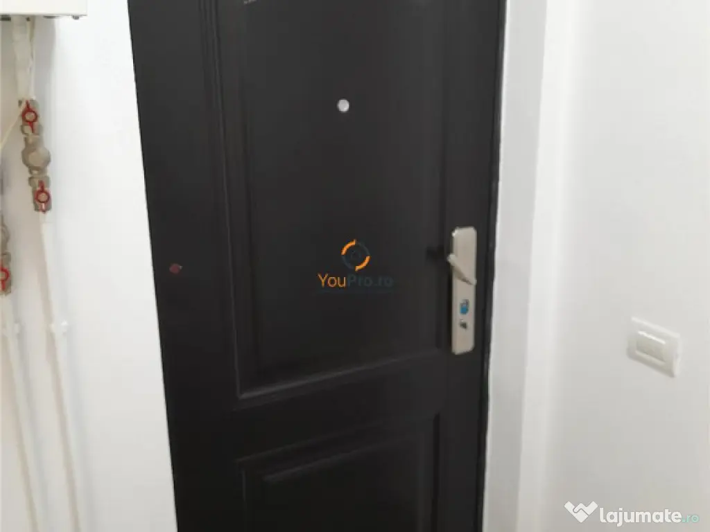 Apartament 1 Camera cu Centrala si Curte