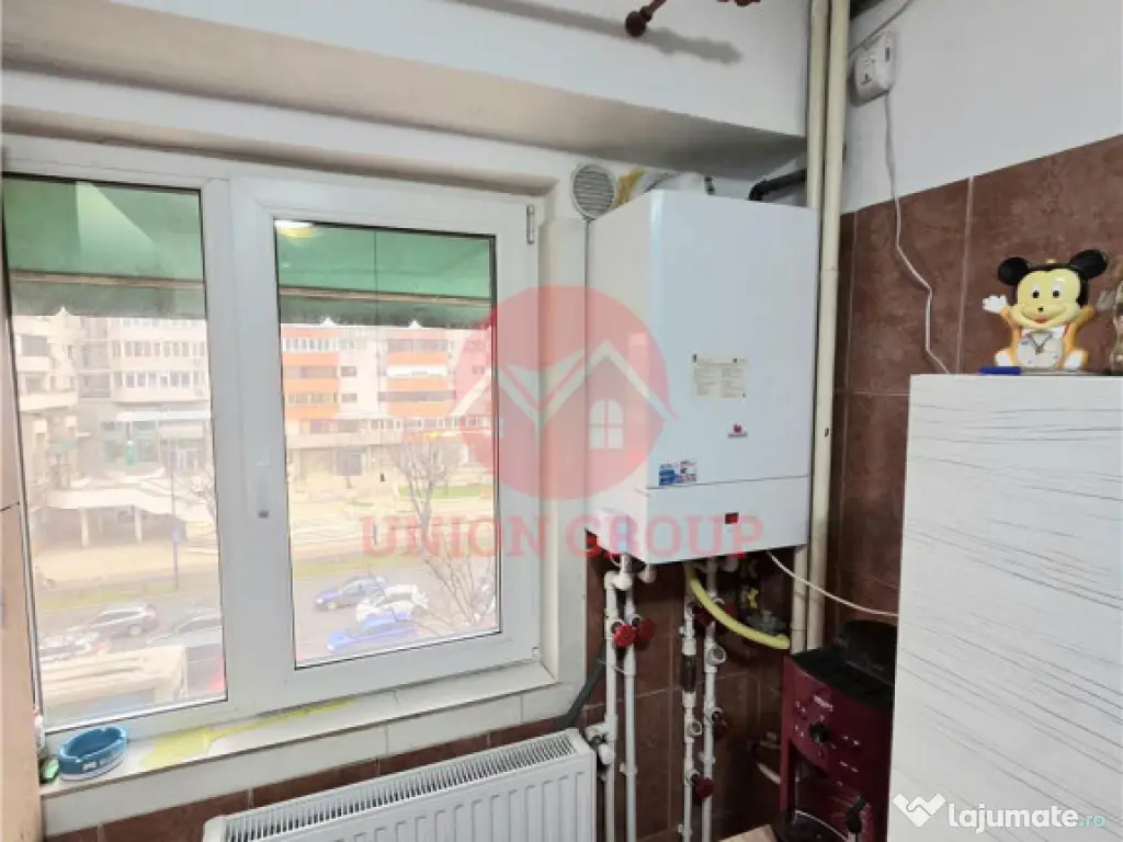 Apartament 3 Camere, Decomandat, zona Casa de Cultura