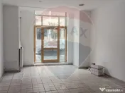 Spațiu comercial de 33mp de închiriat în zona Ultracen... 