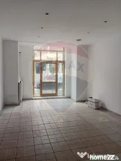 Spațiu comercial de 33mp de închiriat în zona Ultracen... 
