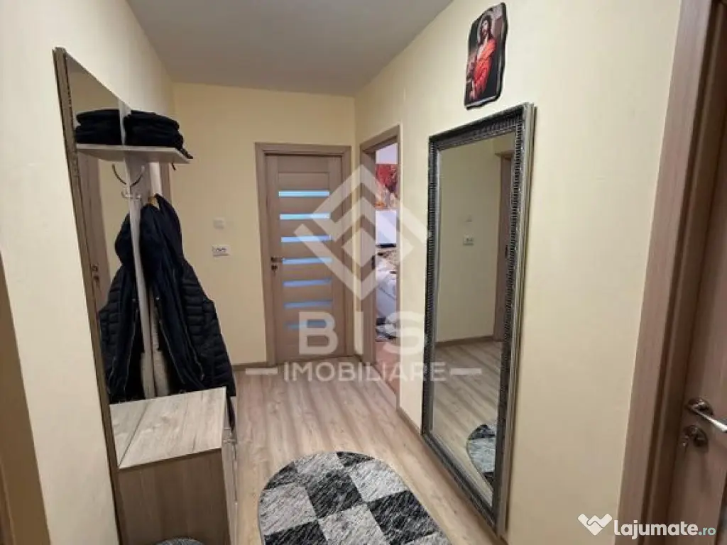 Apartament 3 camere zona Decebal