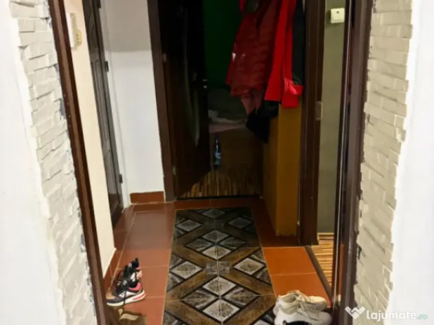 Apartament 3 camere, 60 mp, zona Piața Centrală
