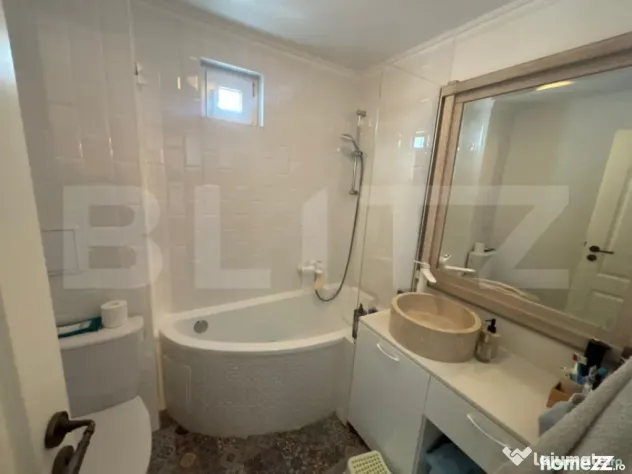 Apartament 3 camere, 68 mp, zona Ultracentral