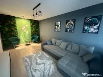 Apartament 2 camere, decomandat - zona Tractorul