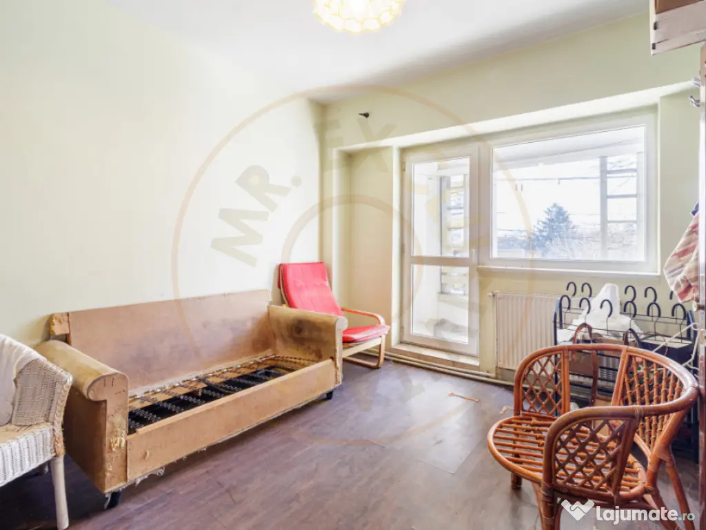 Apartament 3 camere 90 mp, etaj 1, stradal, Otopeni