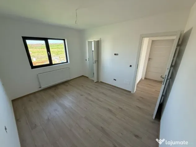 Casă 5 camere - Păuleștii Noi (zona Spitalului Mediurg)