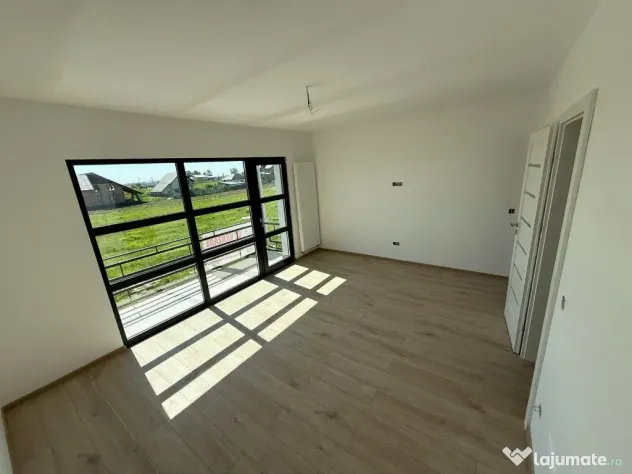 Casă 5 camere - Păuleștii Noi (zona Spitalului Mediurg)