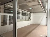Hala cu inaltime generoasa, parter, acces asfalt 