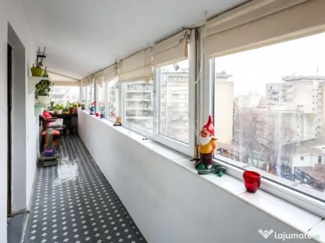 Apartament 3 camere, zona Dacia