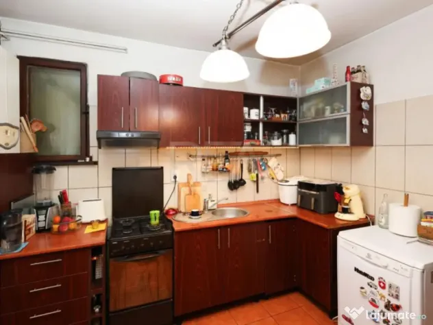 Apartament 3 camere, zona Dacia