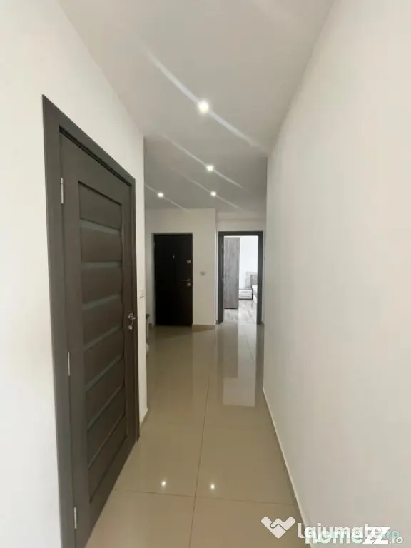 Apartament 3 camere , bloc nou , Radauti