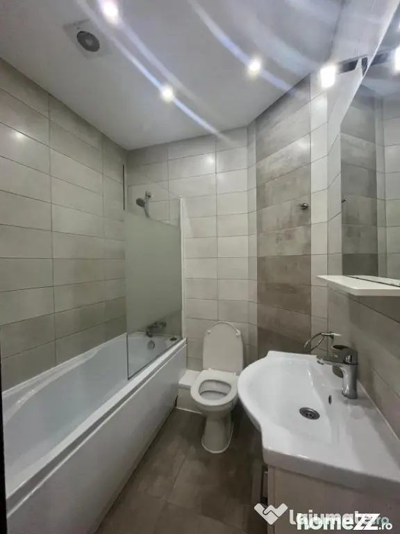Apartament 3 camere , bloc nou , Radauti