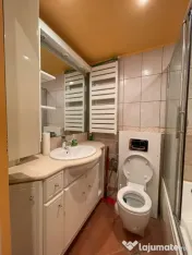 Apartament 3 camere.Centrala termica,Boxa la subsol.Metrou in apropier