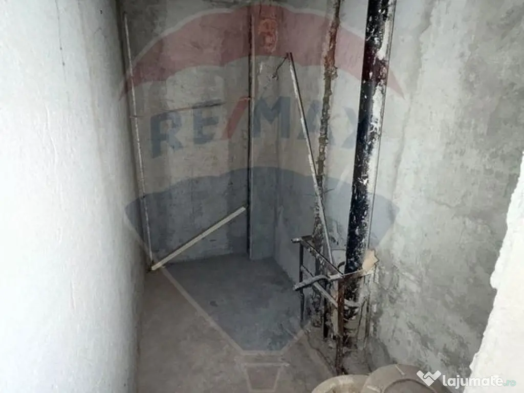 Apartament cu 4 camere