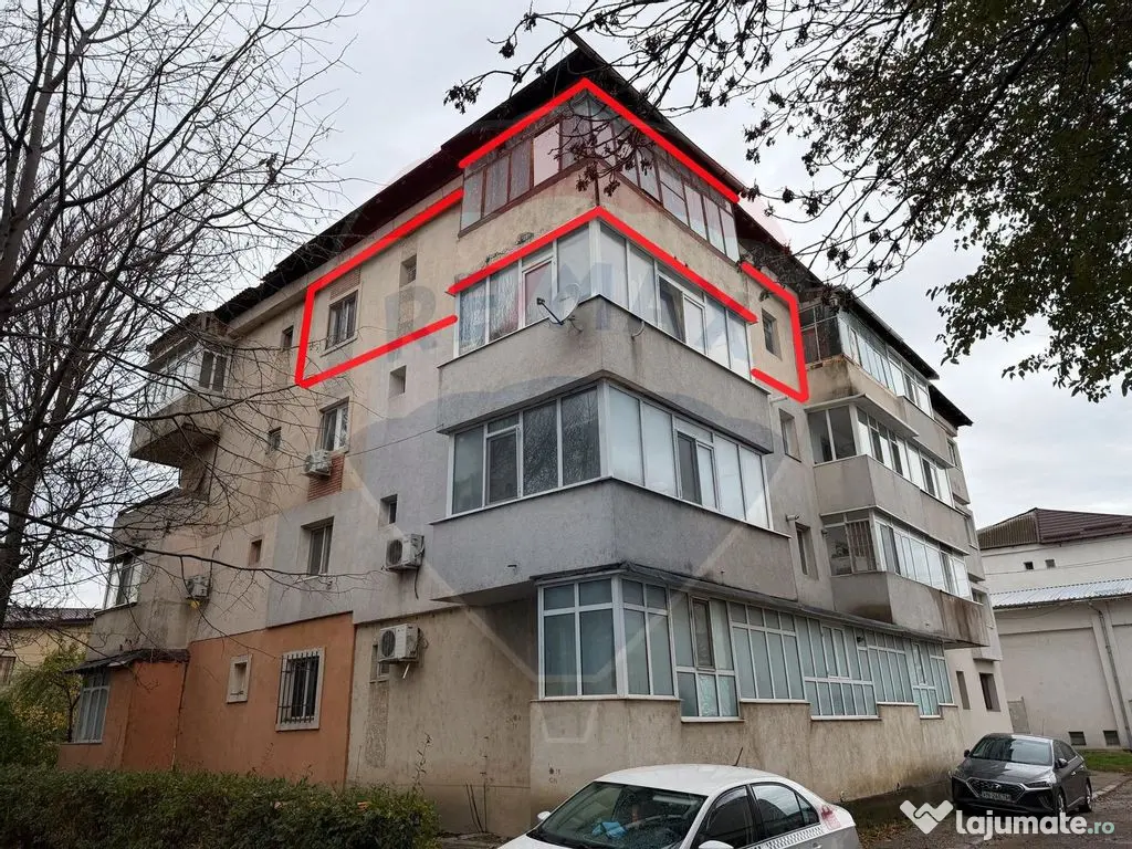 Apartament cu 4 camere