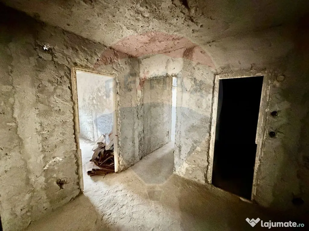 Apartament cu 4 camere