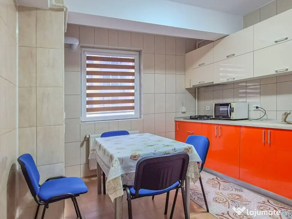 Apartament Spațios de 2 Camere | Zona Răcădău | 2 Bă...