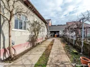 Casă de renovat cu 773 mp teren la preț de apartament 