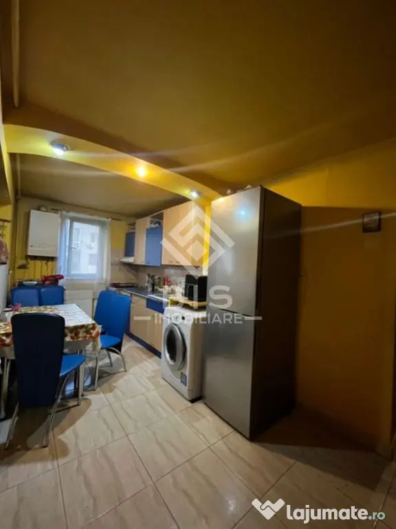 Apartament 3 camere - Aleea Plopilor