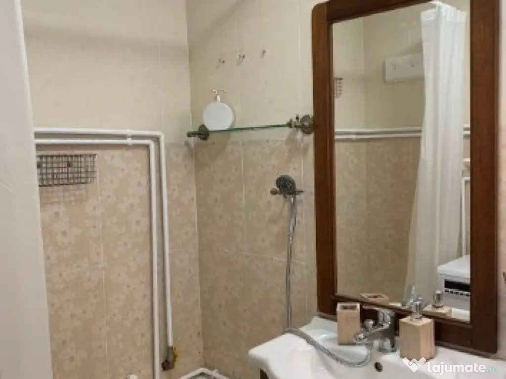 Garsonieră pe Strada Armenească – fără risc seismic, bloc reabilitat!