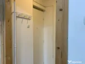 Garsonieră pe Strada Armenească – fără risc seismic, bloc reabilitat! 