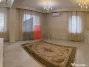 Vanzare apartament 3 camere si curte+loc de parcare Padur... 