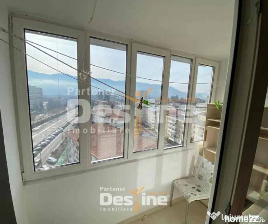 Apartament 4 camere 65mp central cu parcare 74.000€