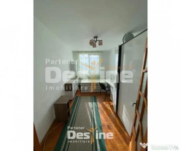 Apartament 4 camere 65mp central cu parcare 74.000€