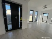 Vila individuala cu 4 camere / 2 bai / Pompa de caldura 