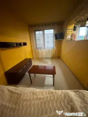 Apartament 3 camere et 3, Plopilor 