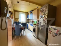 Apartament central, 3 camere, zona Plopilor