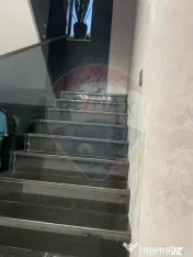Casă / Vilă cu 6 camere de vânzare 