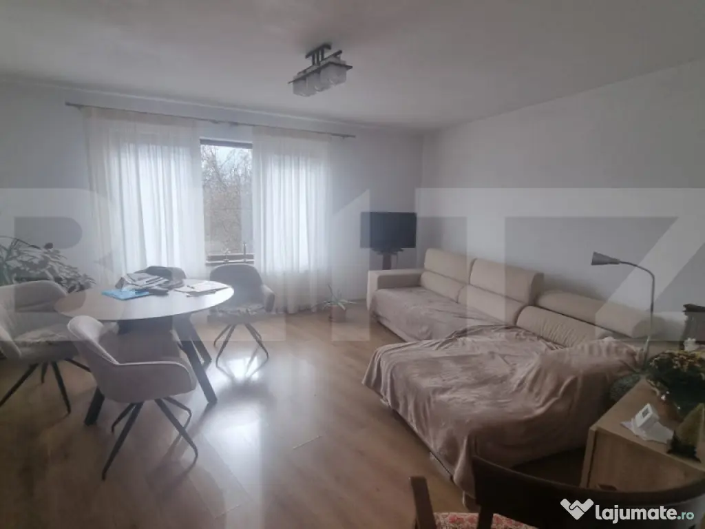 Apartament 3 camere | 90 mp utili + terasă 10 mp | Garaj |