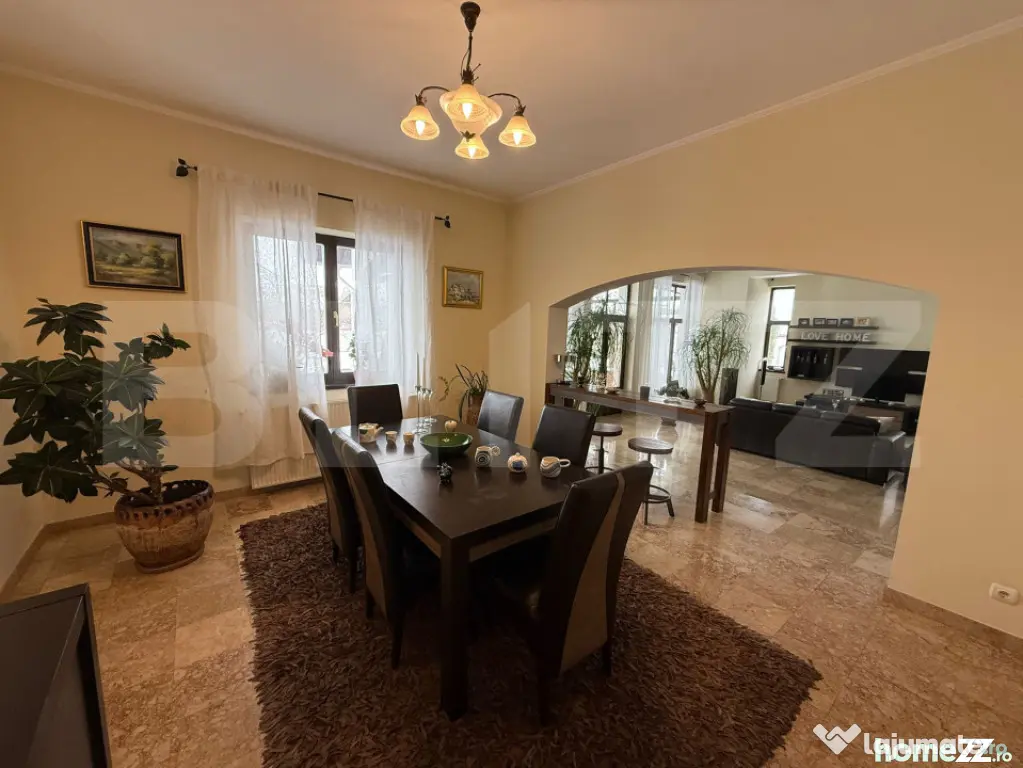Casa individuala de lux, 410 mp + teren 2760 mp - Campina Mu - Campina (Prahova)
