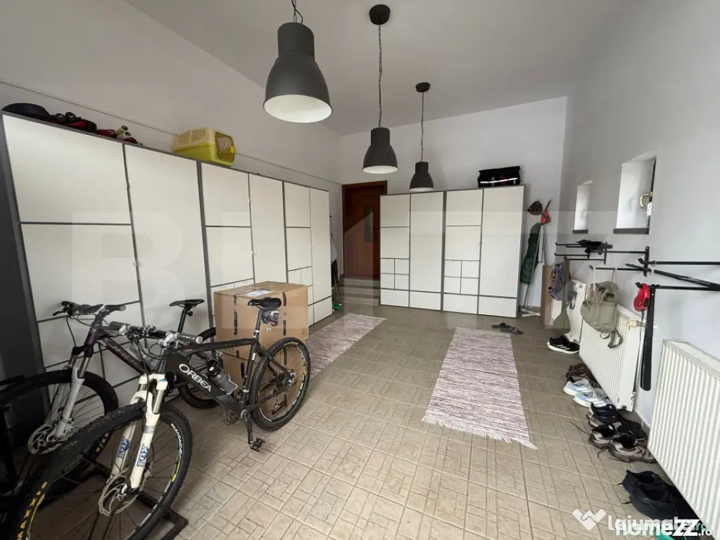 Casa individuala de lux, 410 mp + teren 2760 mp - Campina Mu - Campina (Prahova)