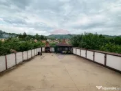 Pensiune de vânzare în Câmpulung Muscel - Afacere la c... 