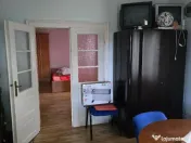 Casa Pietroasa -Bihor central,sosea , gaz, 2500 teren, dublu front 