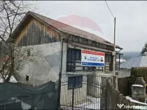 Casă / Vilă cu 5 camere de vânzare în zona Poiana Tap...