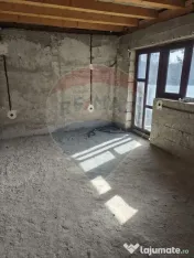 Casă / Vilă cu 5 camere de vânzare în zona Poiana Tap... 