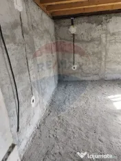 Casă / Vilă cu 5 camere de vânzare în zona Poiana Tap... 