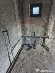 Casă / Vilă cu 5 camere de vânzare în zona Poiana Tap... 