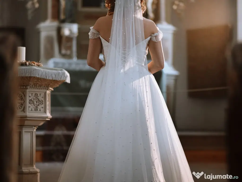 Vand rochie de mireasa