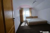 Casă / Vilă cu 5 camere de vânzare