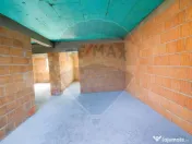 Casă / Vilă cu 5 camere de vânzare 