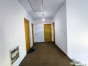 Casă / Vilă cu 5 camere de vânzare 