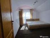 Casă / Vilă cu 5 camere de vânzare 